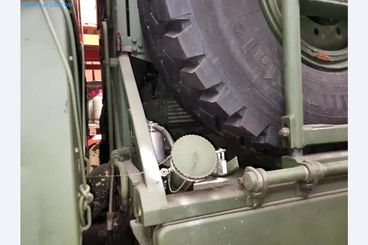 Lagerauflösung eines Dienstleistungsbetriebes, Fahrzeuge, Lagereinrichtung-54