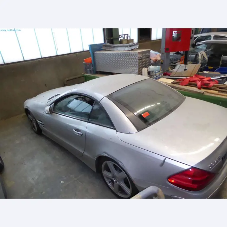 Liquidación de almacén de una empresa de servicios, vehículos, equipos de almacén-2