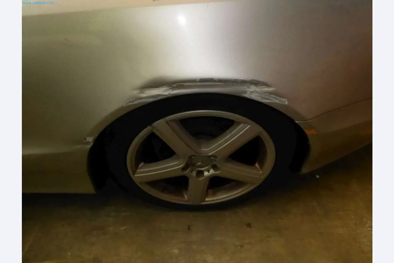 Liquidación de almacén de una empresa de servicios, vehículos, equipos de almacén-3