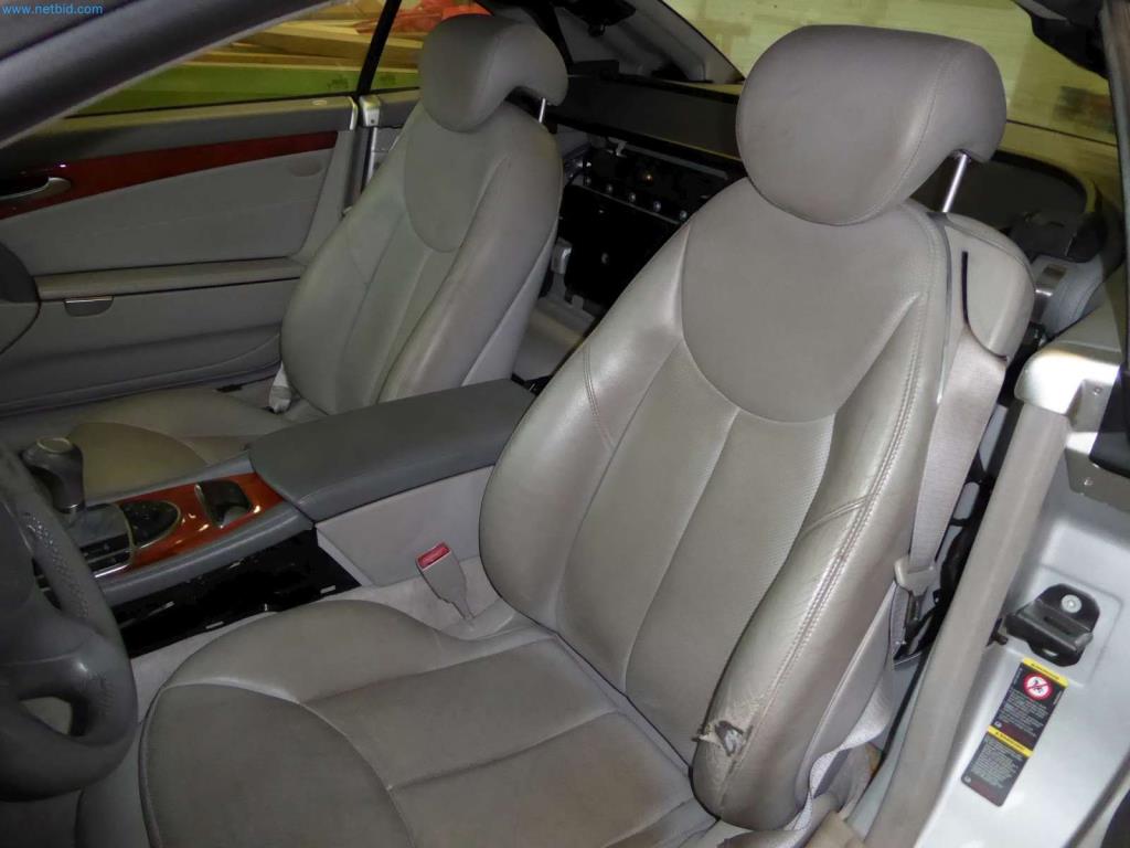 Likwidacja magazynu firmy usługowej, pojazdy, wyposażenie magazynu-8