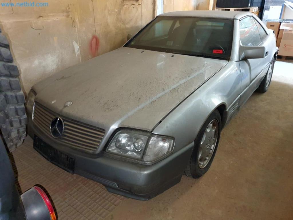 Lagerauflösung eines Dienstleistungsbetriebes, Fahrzeuge, Lagereinrichtung-1