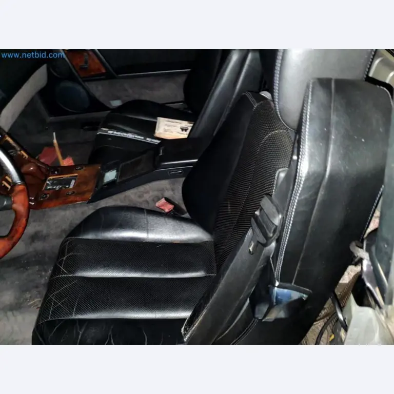 Lagerauflösung eines Dienstleistungsbetriebes, Fahrzeuge, Lagereinrichtung-8