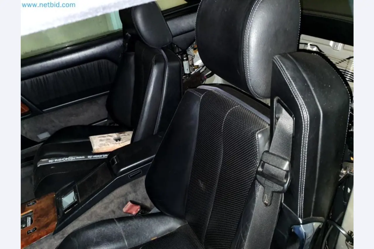 Lagerauflösung eines Dienstleistungsbetriebes, Fahrzeuge, Lagereinrichtung-9