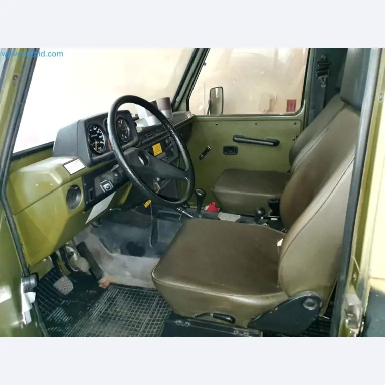 Warehouse liquidation of a service company, vehicles, storage equipment-10