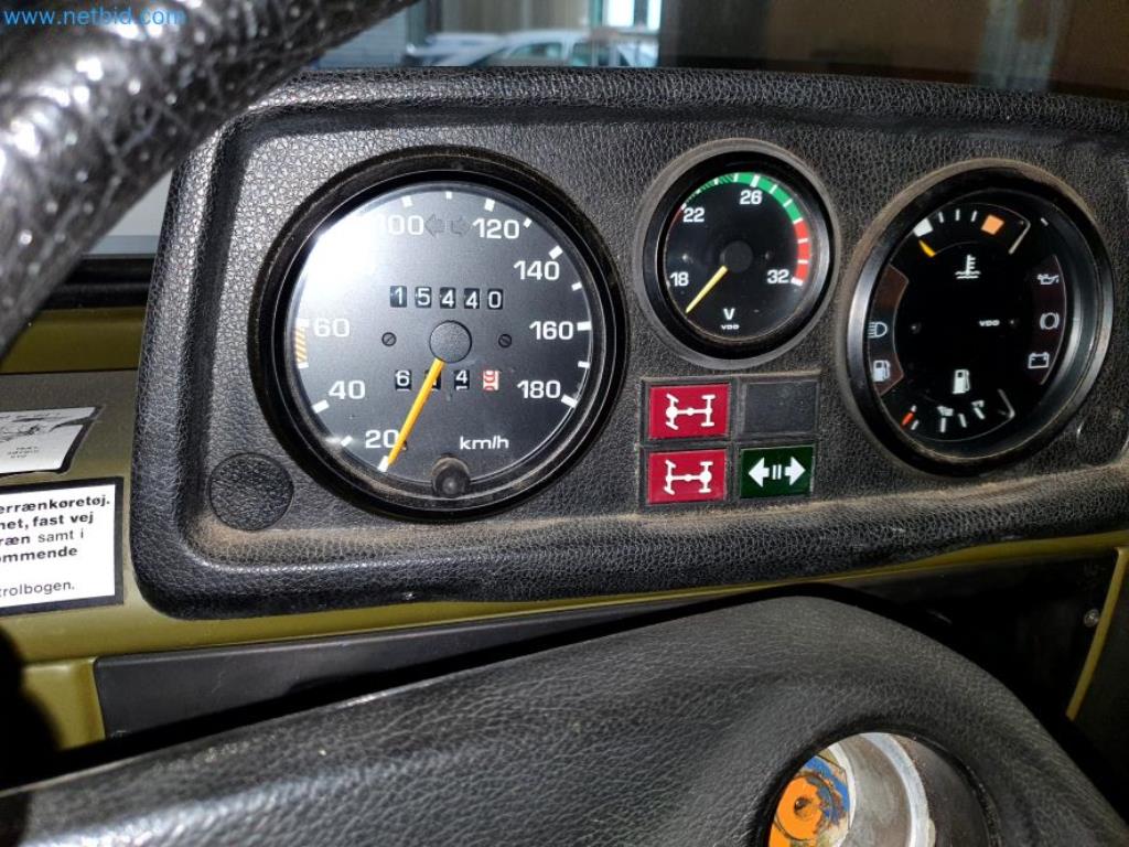 Likwidacja magazynu firmy usługowej, pojazdy, wyposażenie magazynu-11