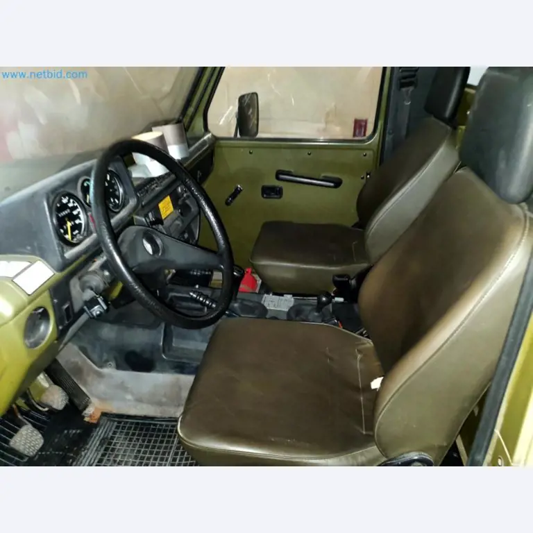 Warehouse liquidation of a service company, vehicles, storage equipment-13