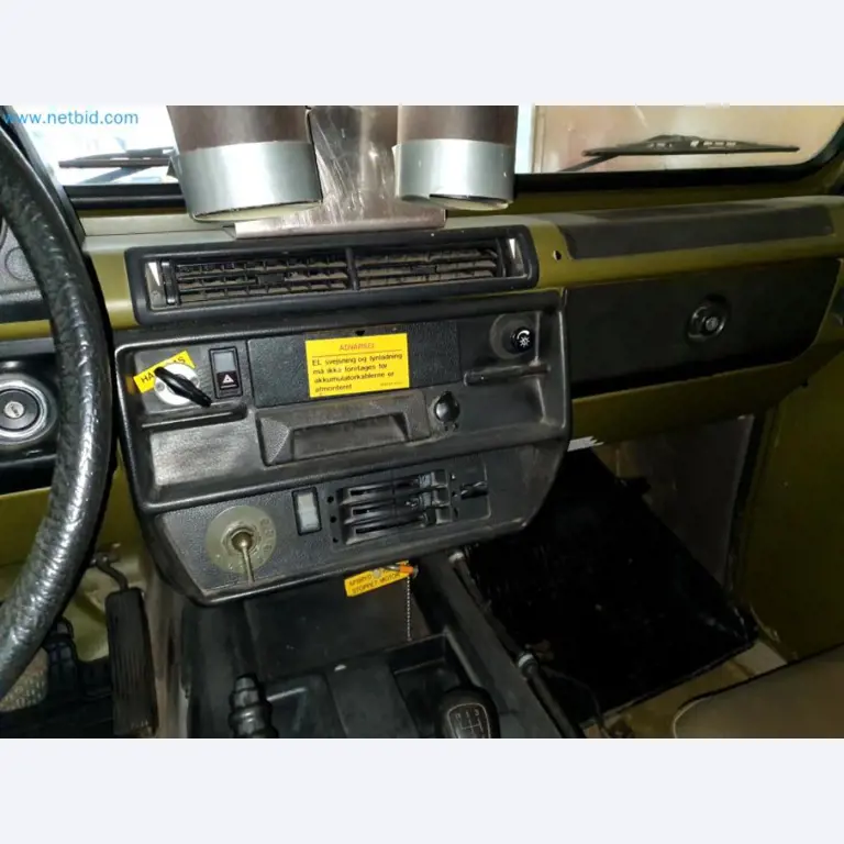 Warehouse liquidation of a service company, vehicles, storage equipment-16