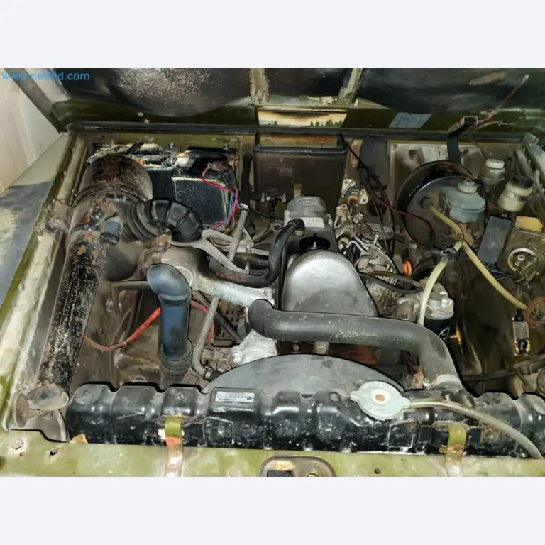 Warehouse liquidation of a service company, vehicles, storage equipment-19