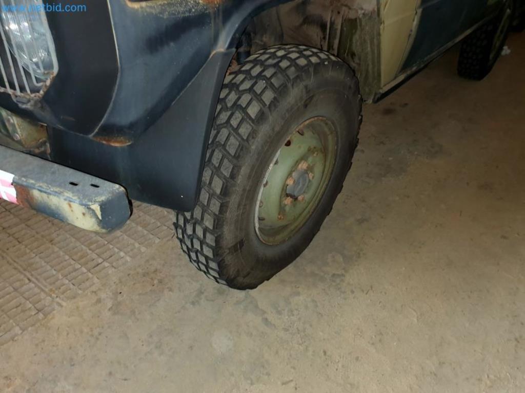 Likwidacja magazynu firmy usługowej, pojazdy, wyposażenie magazynu-20