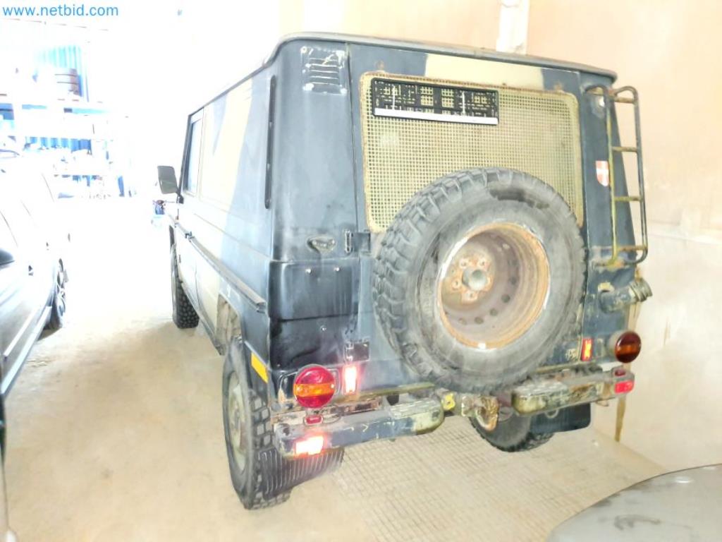 Likwidacja magazynu firmy usługowej, pojazdy, wyposażenie magazynu-6