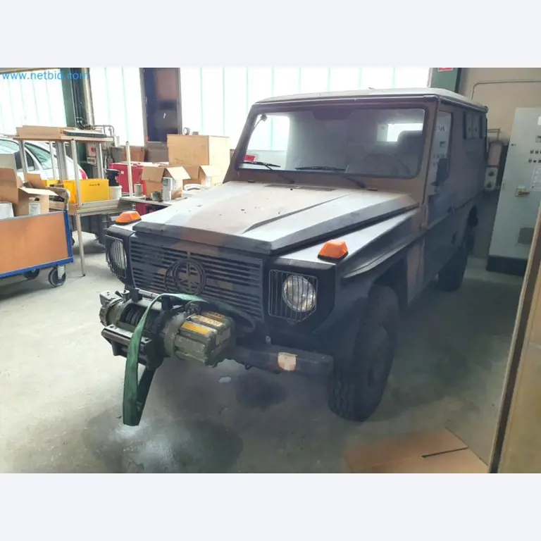 Magazijnliquidatie van een dienstverlenend bedrijf, voertuigen, magazijnuitrusting-10