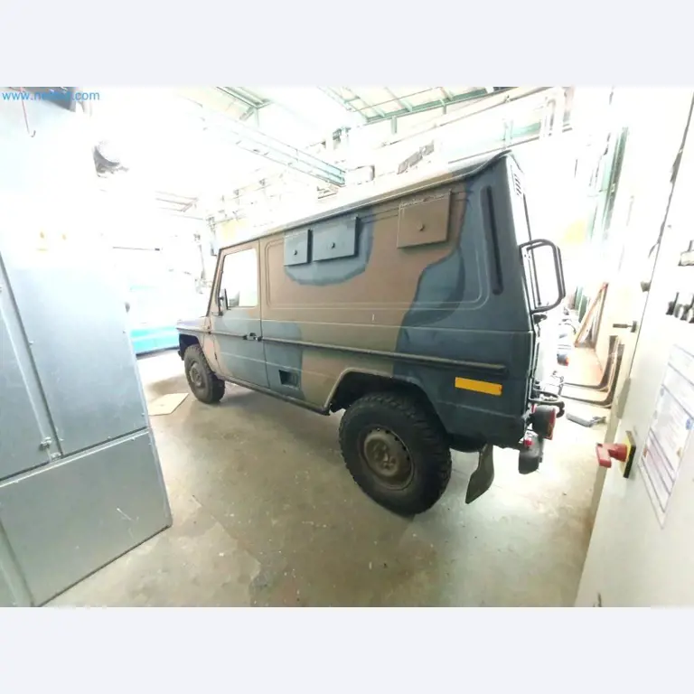 Magazijnliquidatie van een dienstverlenend bedrijf, voertuigen, magazijnuitrusting-12