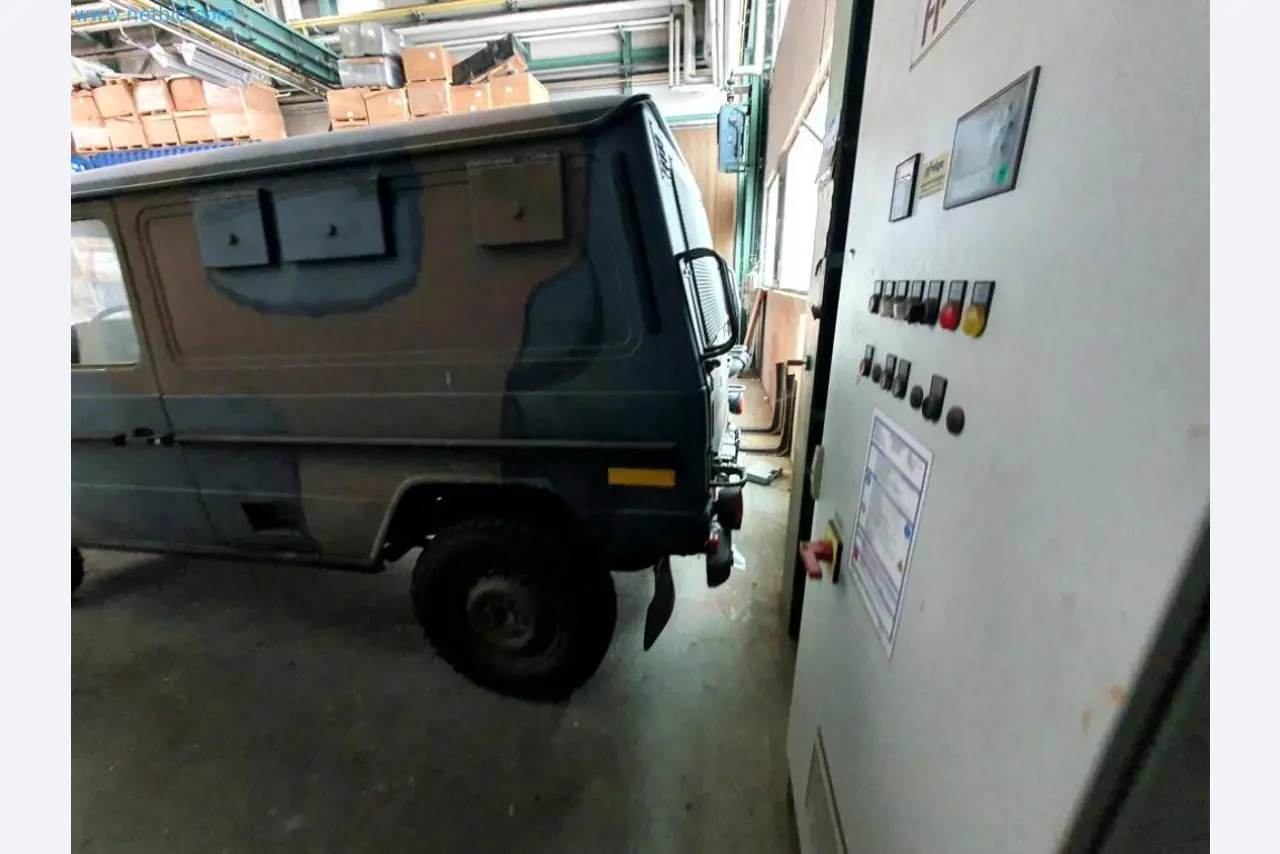 Magazijnliquidatie van een dienstverlenend bedrijf, voertuigen, magazijnuitrusting-14