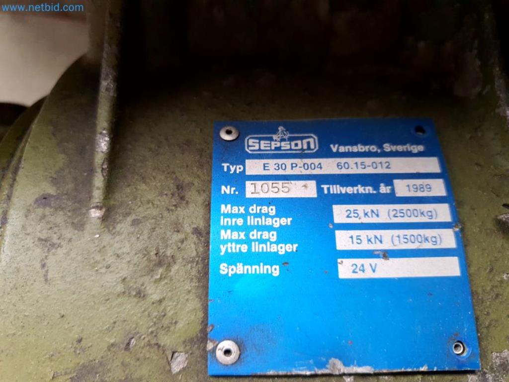 Likvidace skladu společnosti poskytující služby, vozidla, vybavení skladu-16