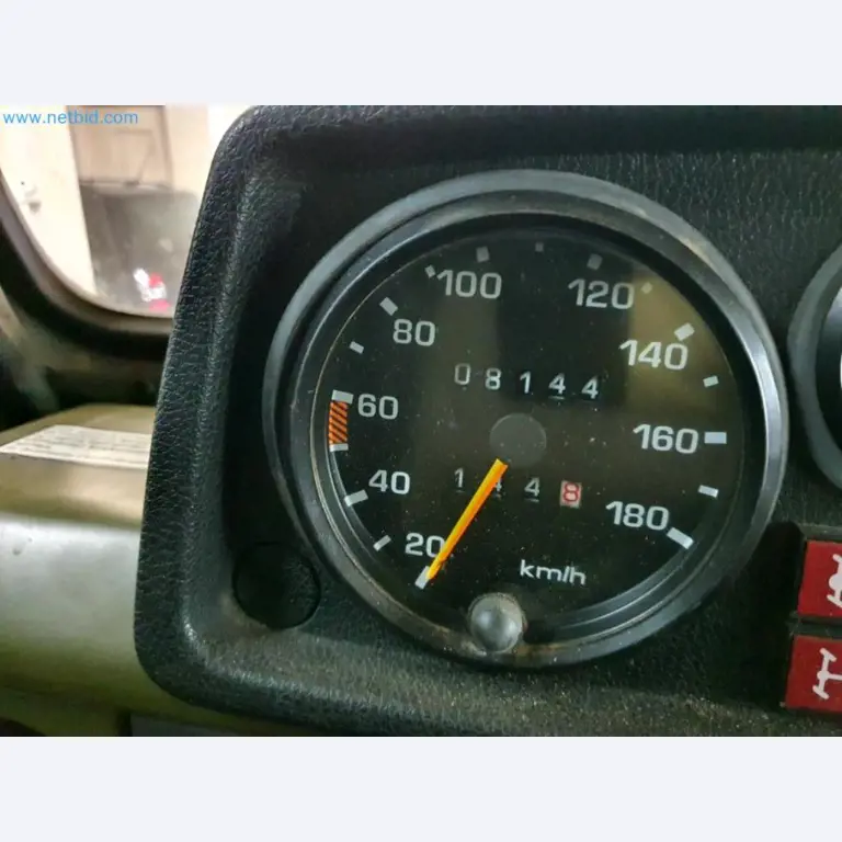 Magazijnliquidatie van een dienstverlenend bedrijf, voertuigen, magazijnuitrusting-19