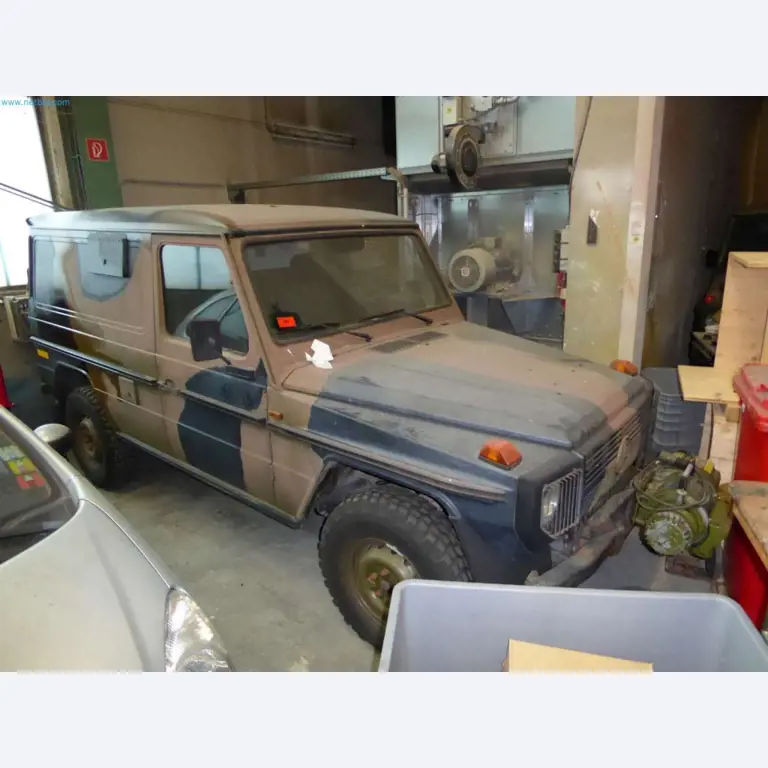 Magazijnliquidatie van een dienstverlenend bedrijf, voertuigen, magazijnuitrusting-2