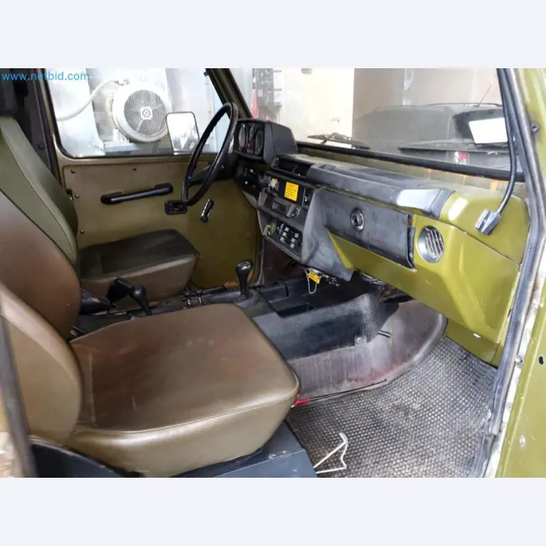 Magazijnliquidatie van een dienstverlenend bedrijf, voertuigen, magazijnuitrusting-24