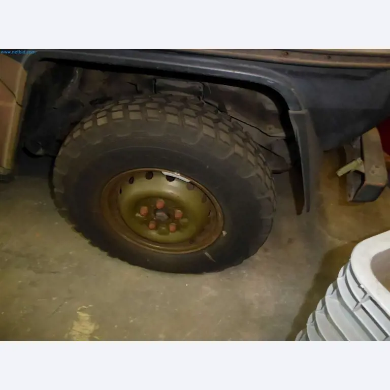 Magazijnliquidatie van een dienstverlenend bedrijf, voertuigen, magazijnuitrusting-8