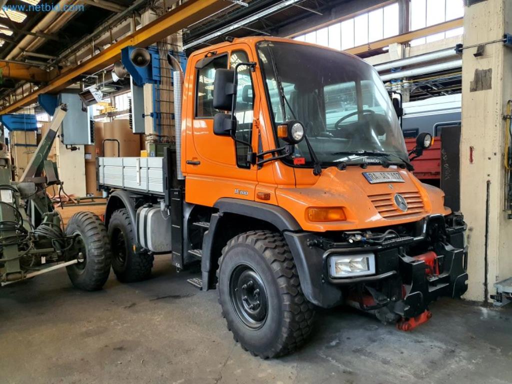 Liquidación de almacén de una empresa de servicios, vehículos, equipos de almacén-1