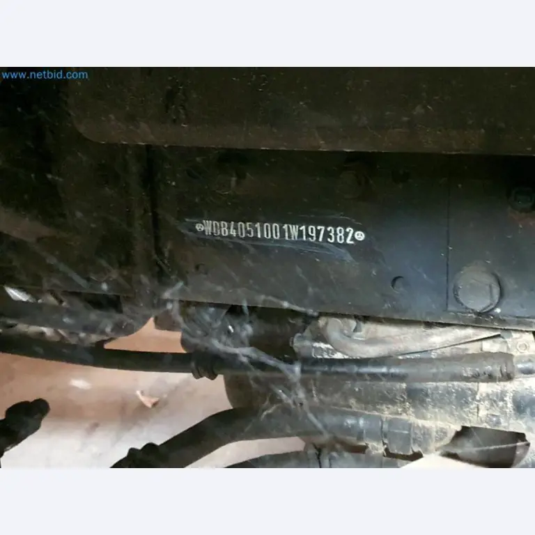 Likwidacja magazynu firmy usługowej, pojazdy, wyposażenie magazynu-28