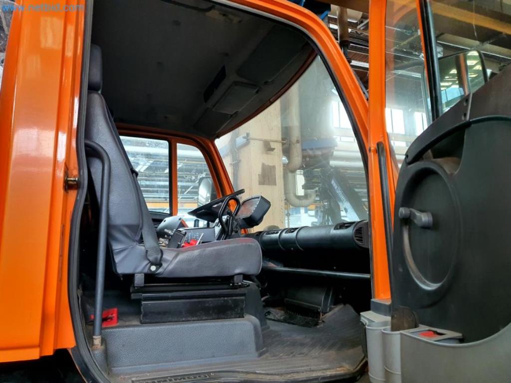 Liquidación de almacén de una empresa de servicios, vehículos, equipos de almacén-29