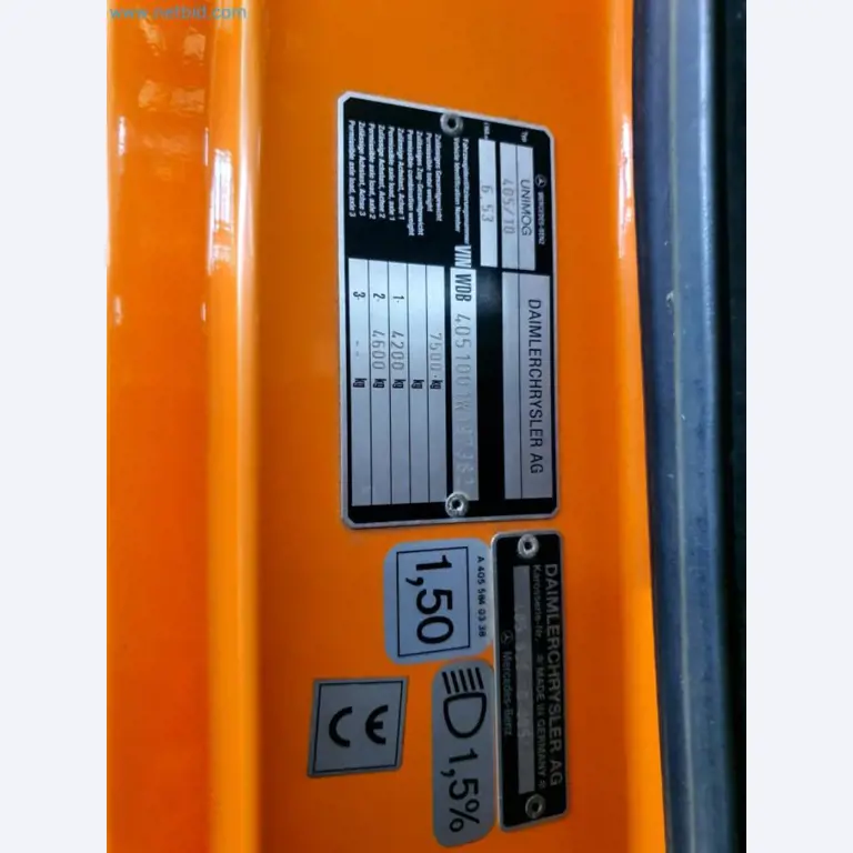 Likwidacja magazynu firmy usługowej, pojazdy, wyposażenie magazynu-30