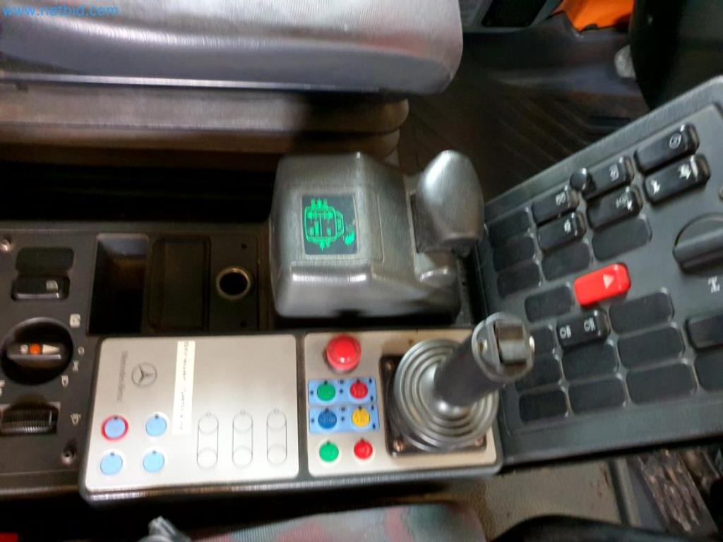 Liquidación de almacén de una empresa de servicios, vehículos, equipos de almacén-37