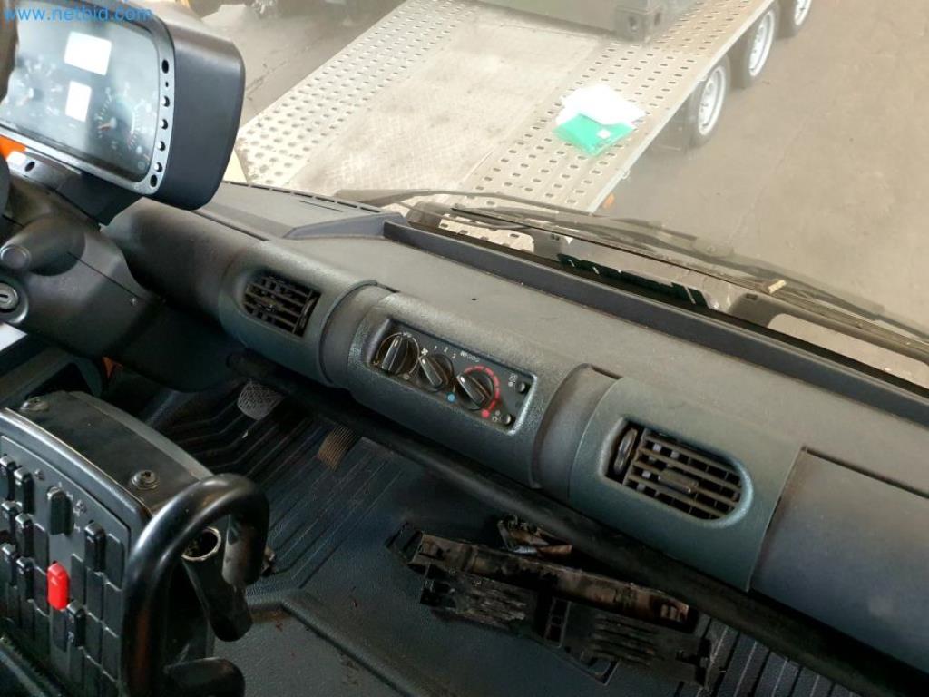 Liquidación de almacén de una empresa de servicios, vehículos, equipos de almacén-38