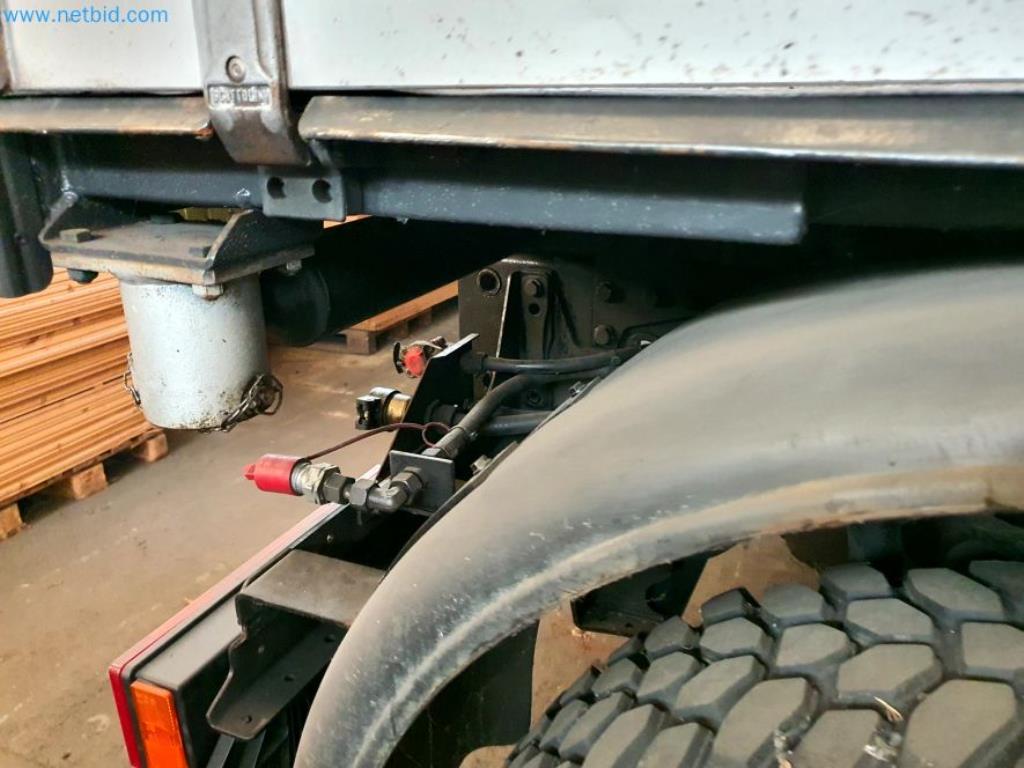 Liquidación de almacén de una empresa de servicios, vehículos, equipos de almacén-45