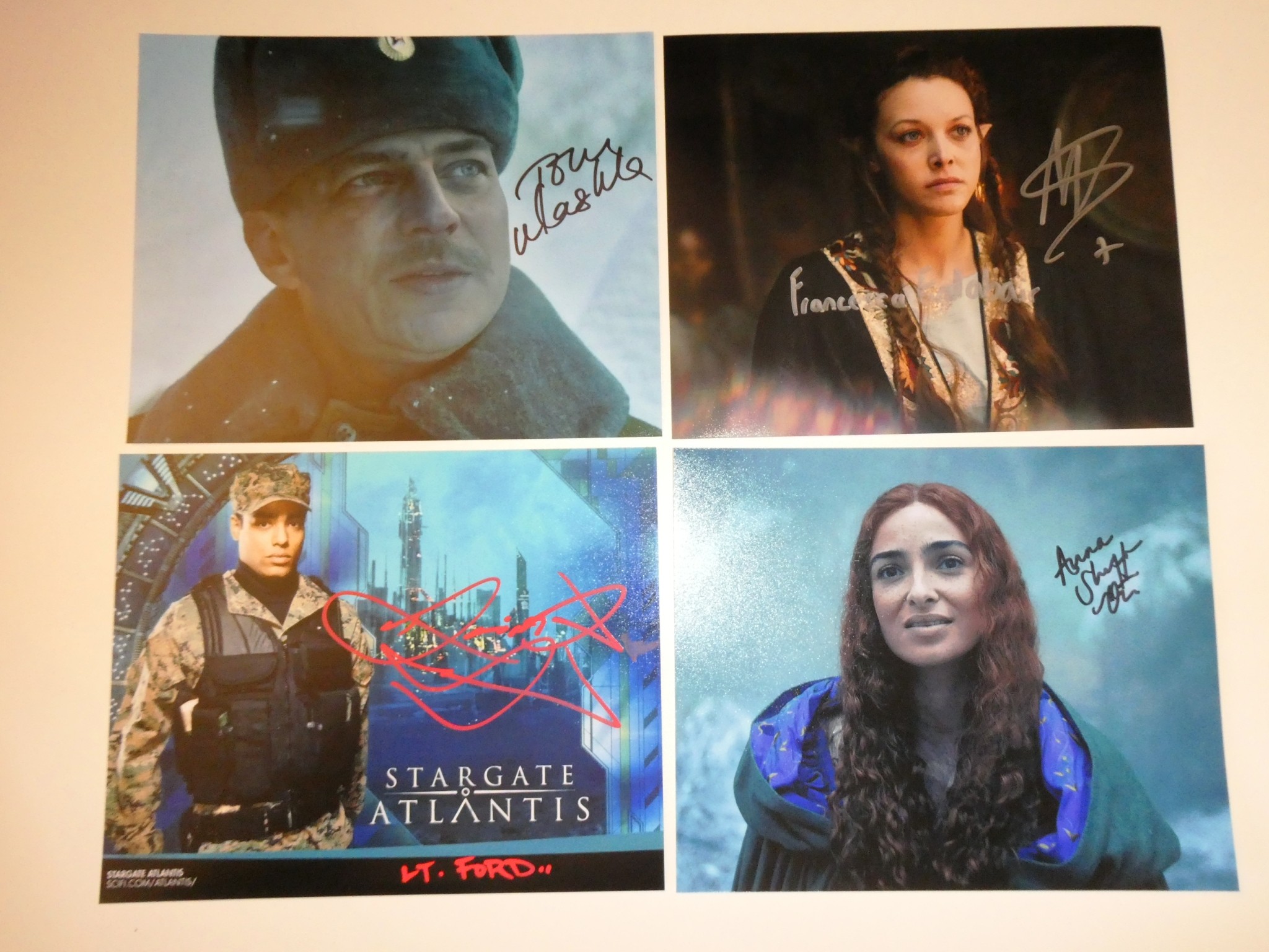 Autograph cards from film and series actors-11