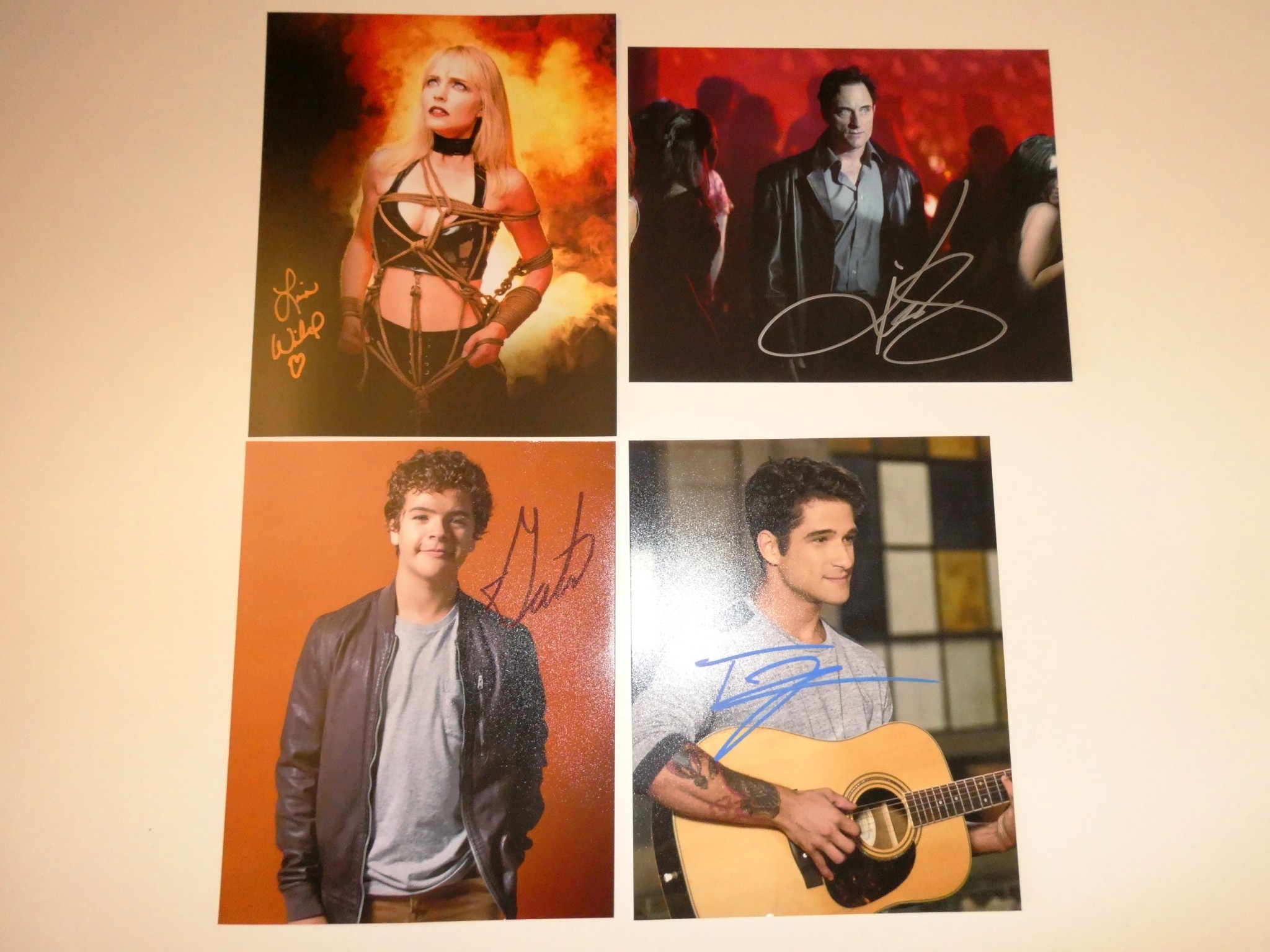 Autograph cards from film and series actors-12