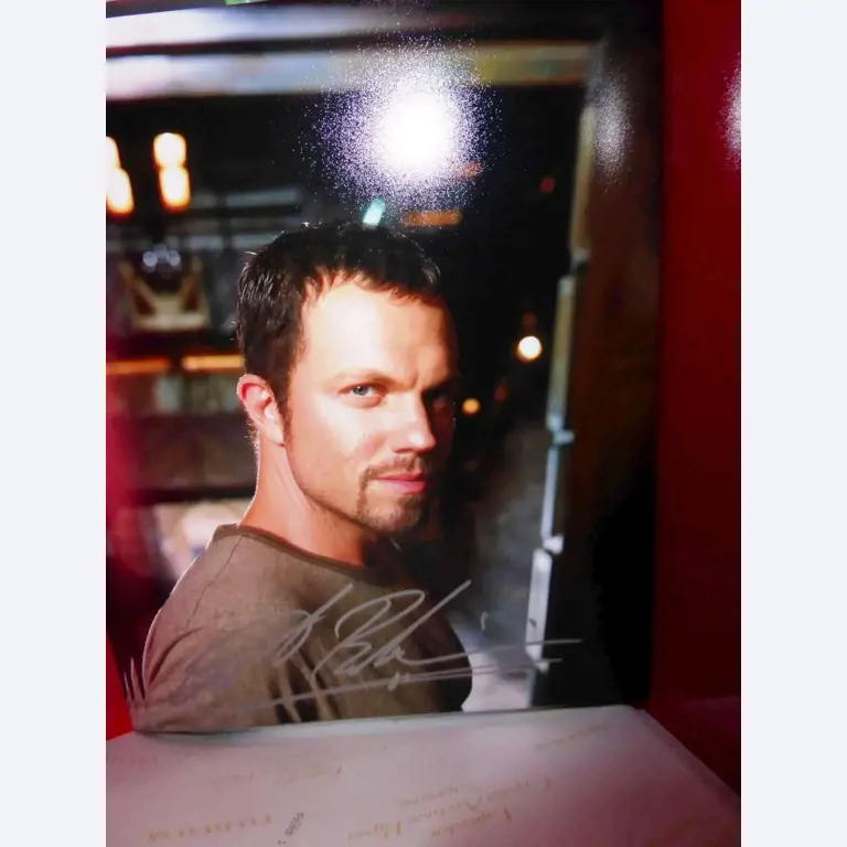 Autograph cards from film and series actors-19