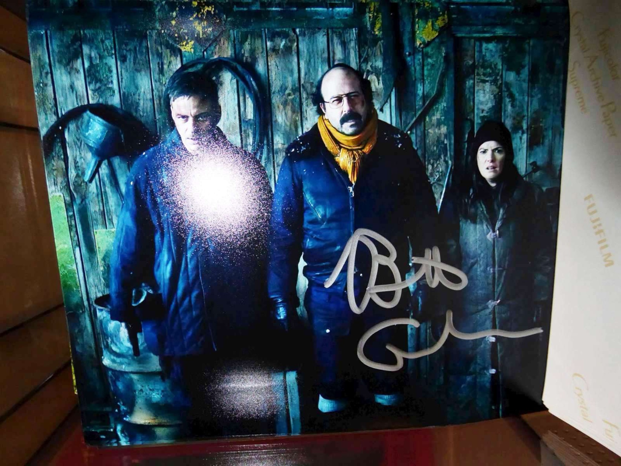 Autograph cards from film and series actors-22