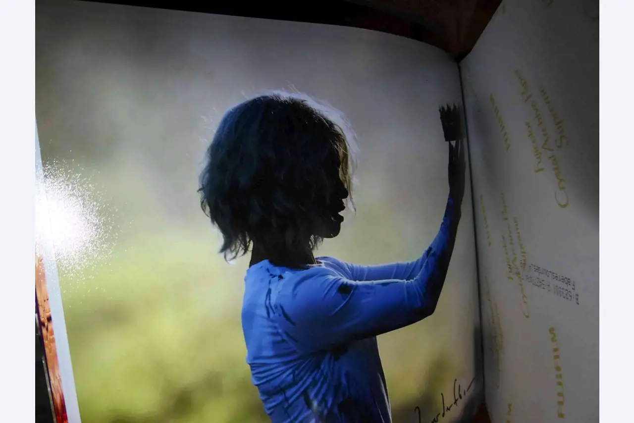 Autograph cards from film and series actors-25