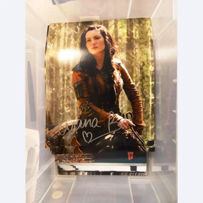 Autograph cards from film and series actors-33