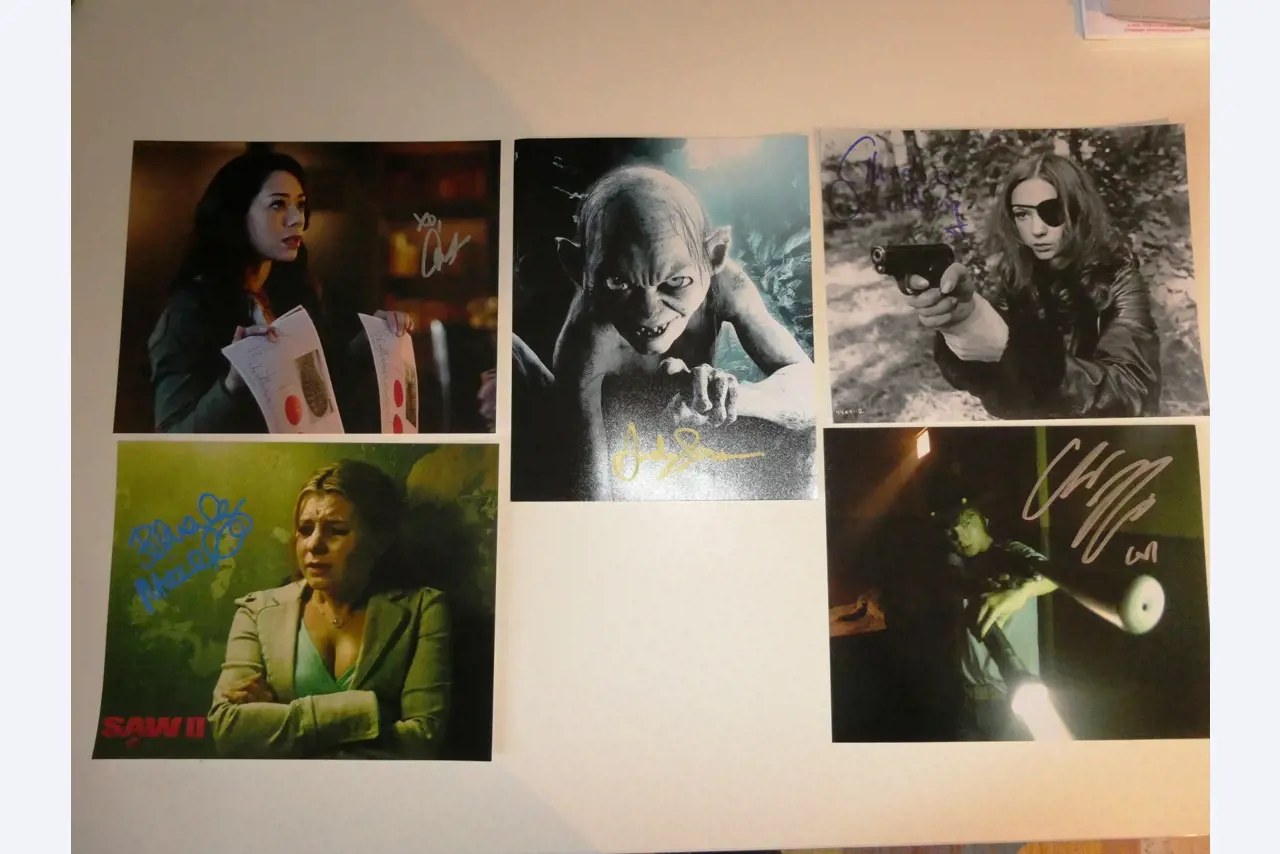 Autograph cards from film and series actors-6