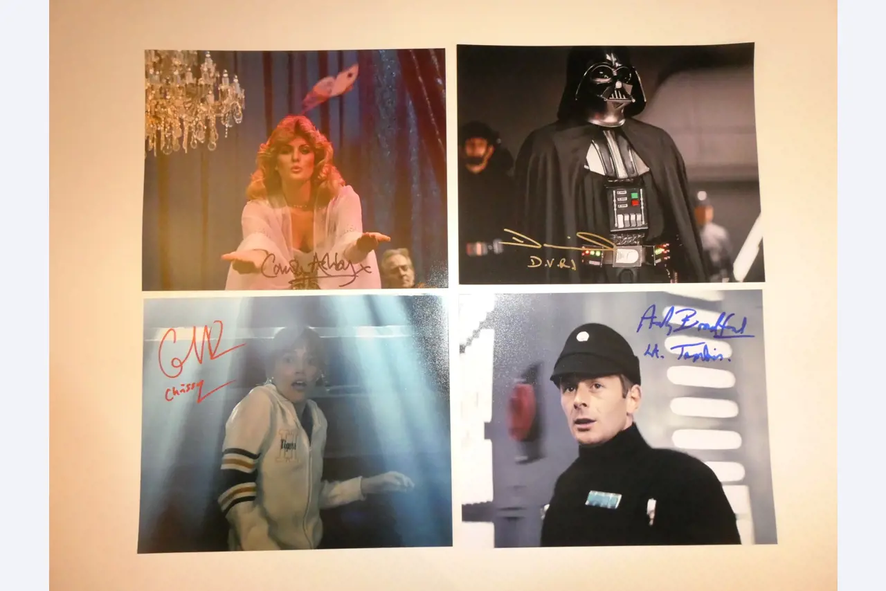 Autograph cards from film and series actors-9