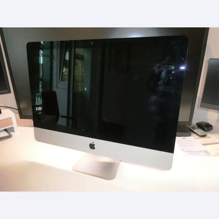 Autograph cards from film and series actors-17