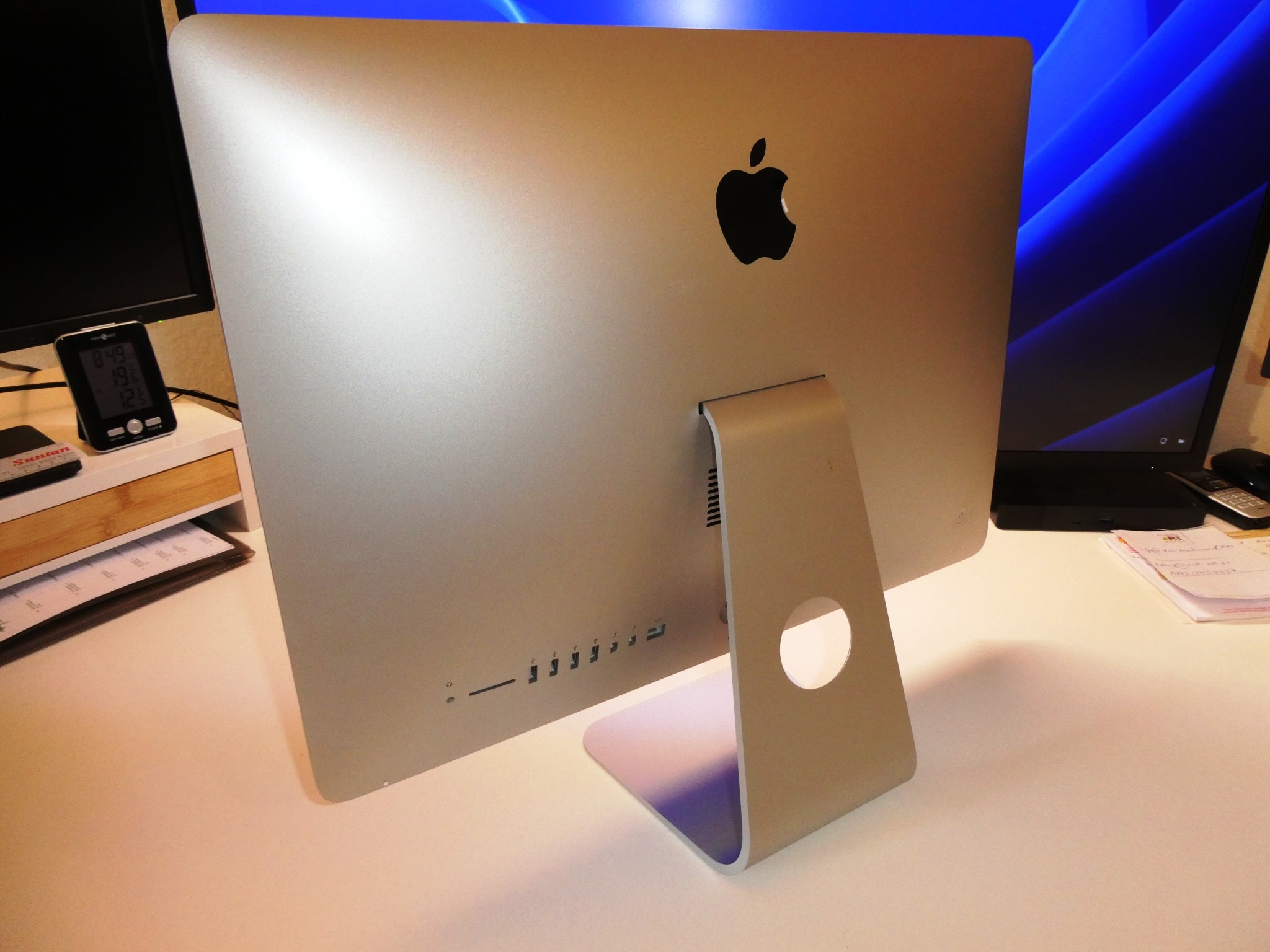 Autograph cards from film and series actors-18