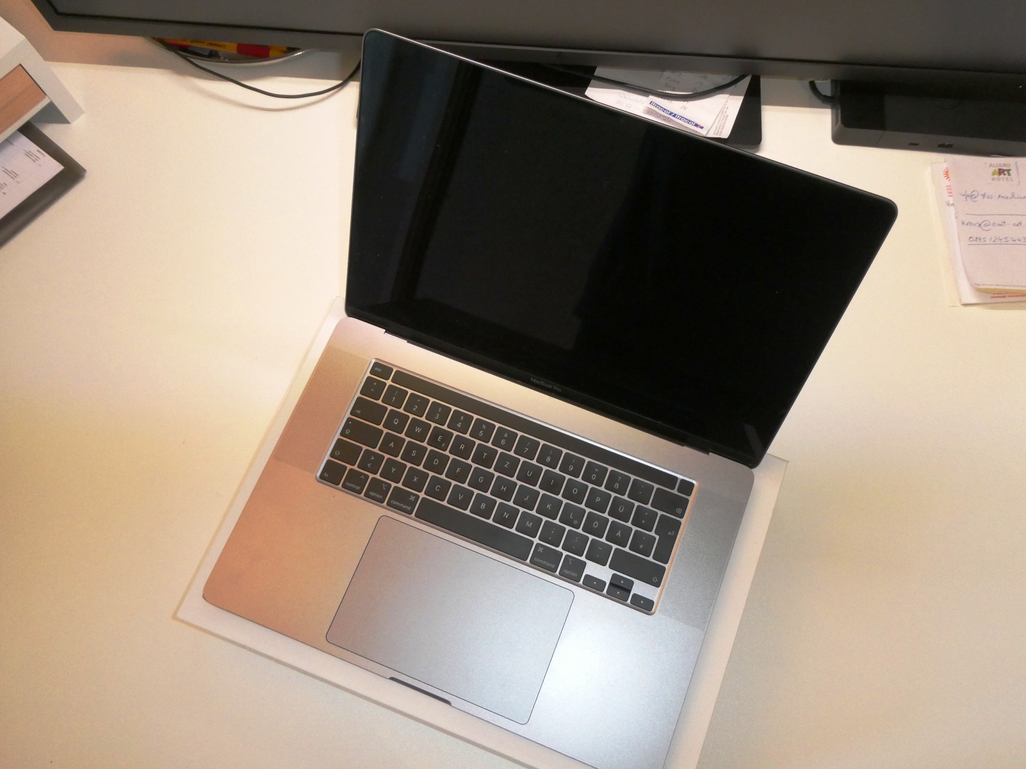 Autograph cards from film and series actors-7