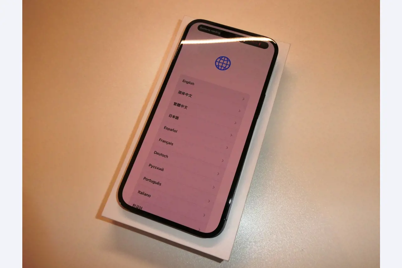 Autograph cards from film and series actors-10