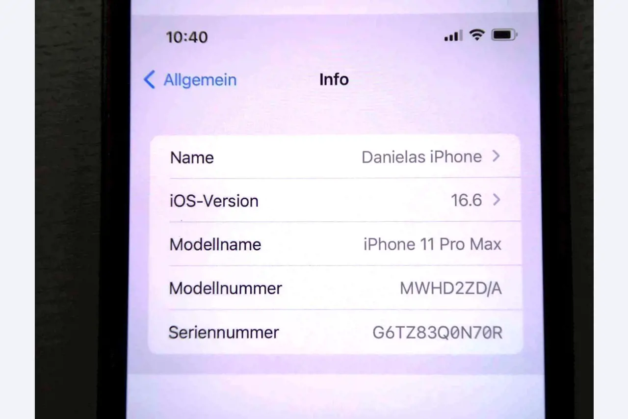 Autograph cards from film and series actors-17