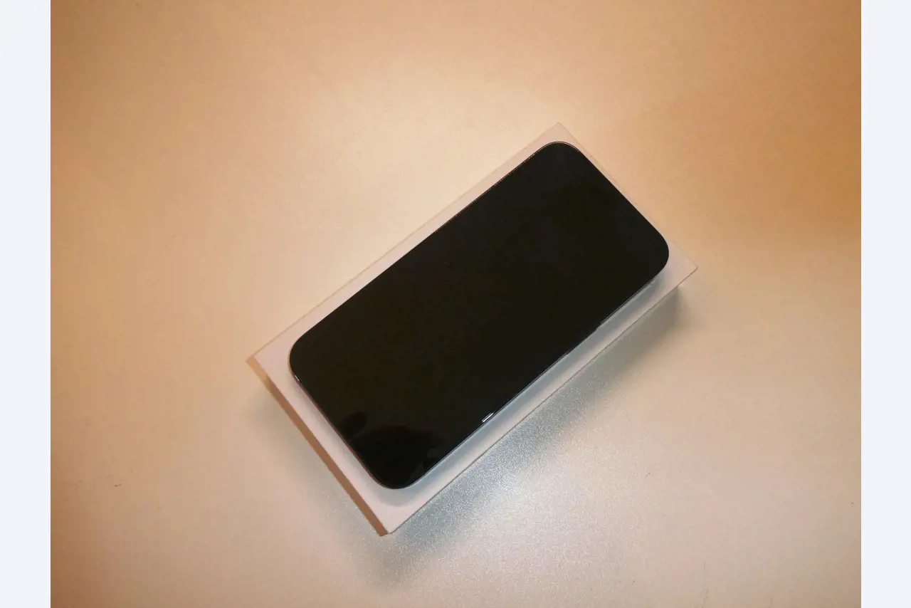 Autograph cards from film and series actors-7