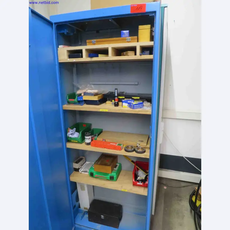 Máquinas CNC en buen estado para la fabricación de componentes metálicos de precisión-3