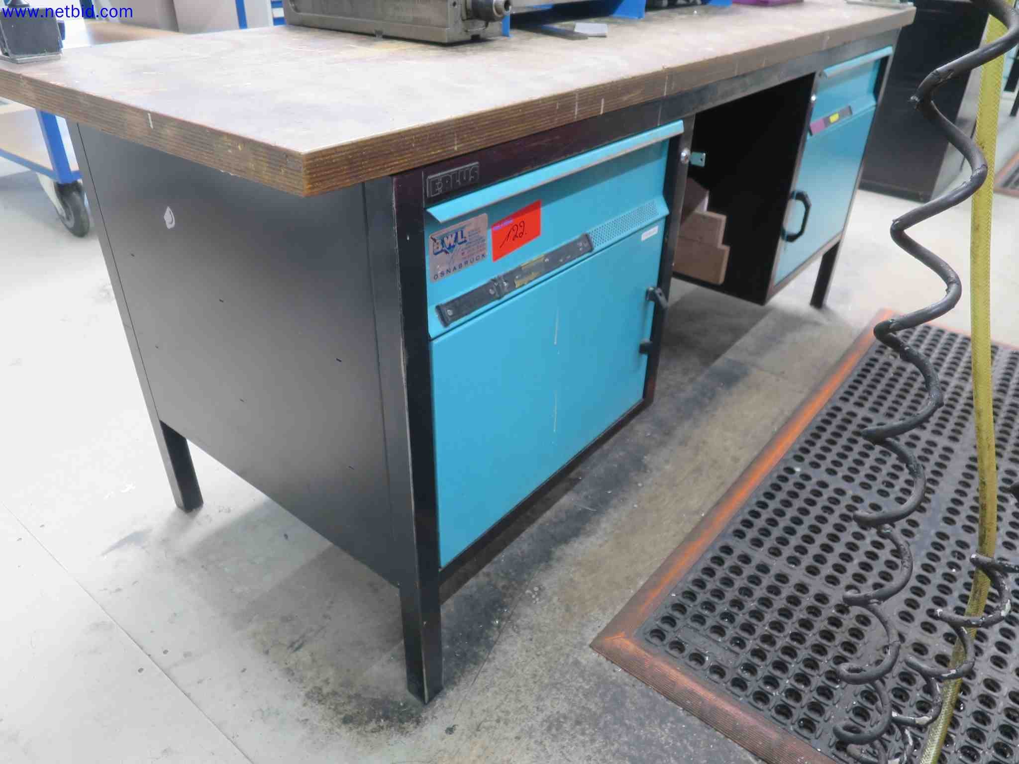 Máquinas CNC en buen estado para la fabricación de componentes metálicos de precisión-1