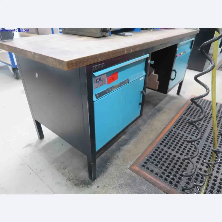 Máquinas CNC en buen estado para la fabricación de componentes metálicos de precisión-1