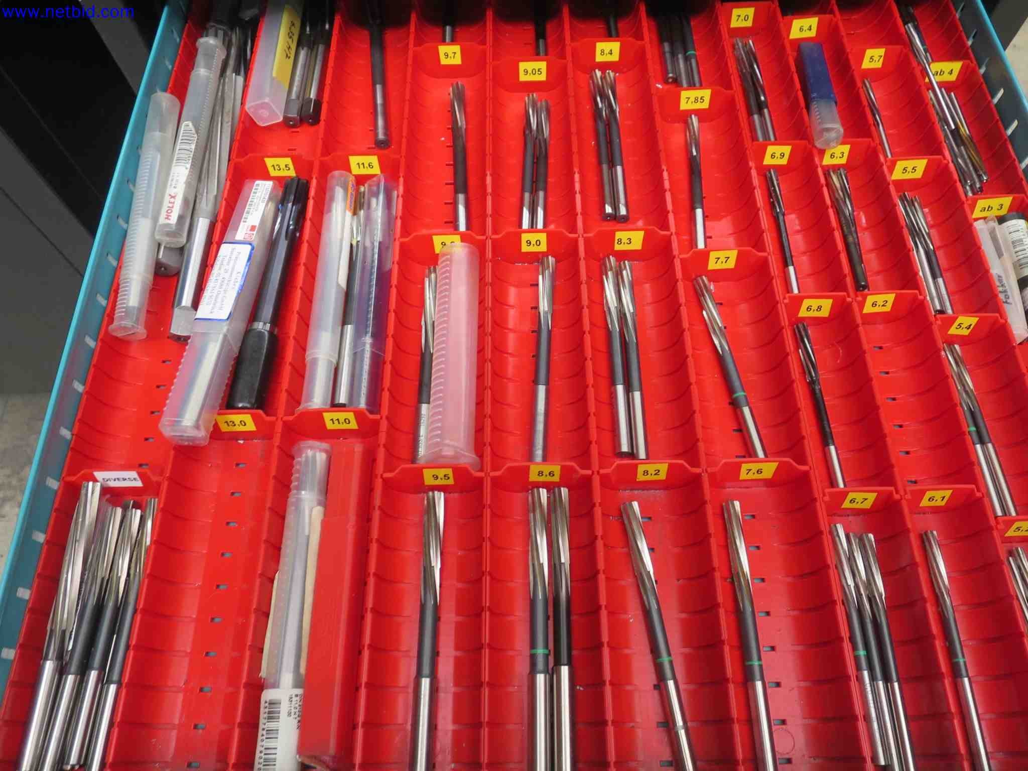 Máquinas CNC en buen estado para la fabricación de componentes metálicos de precisión-2