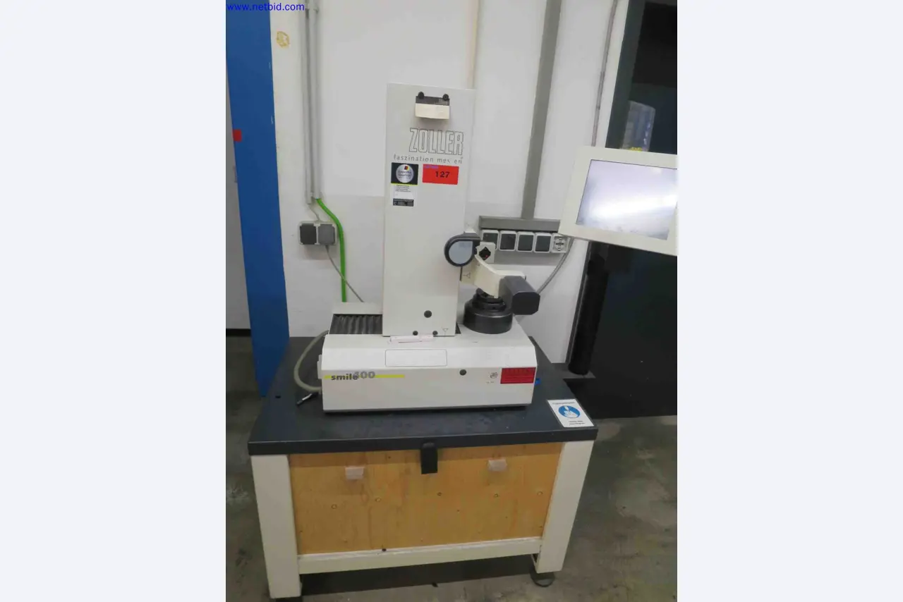 Máquinas CNC en buen estado para la fabricación de componentes metálicos de precisión-2