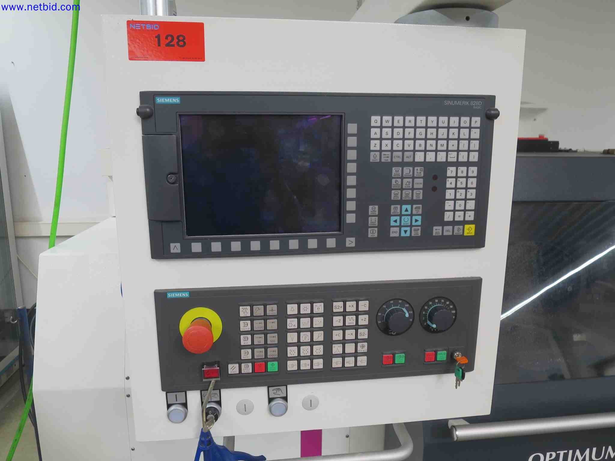 Máquinas CNC en buen estado para la fabricación de componentes metálicos de precisión-2