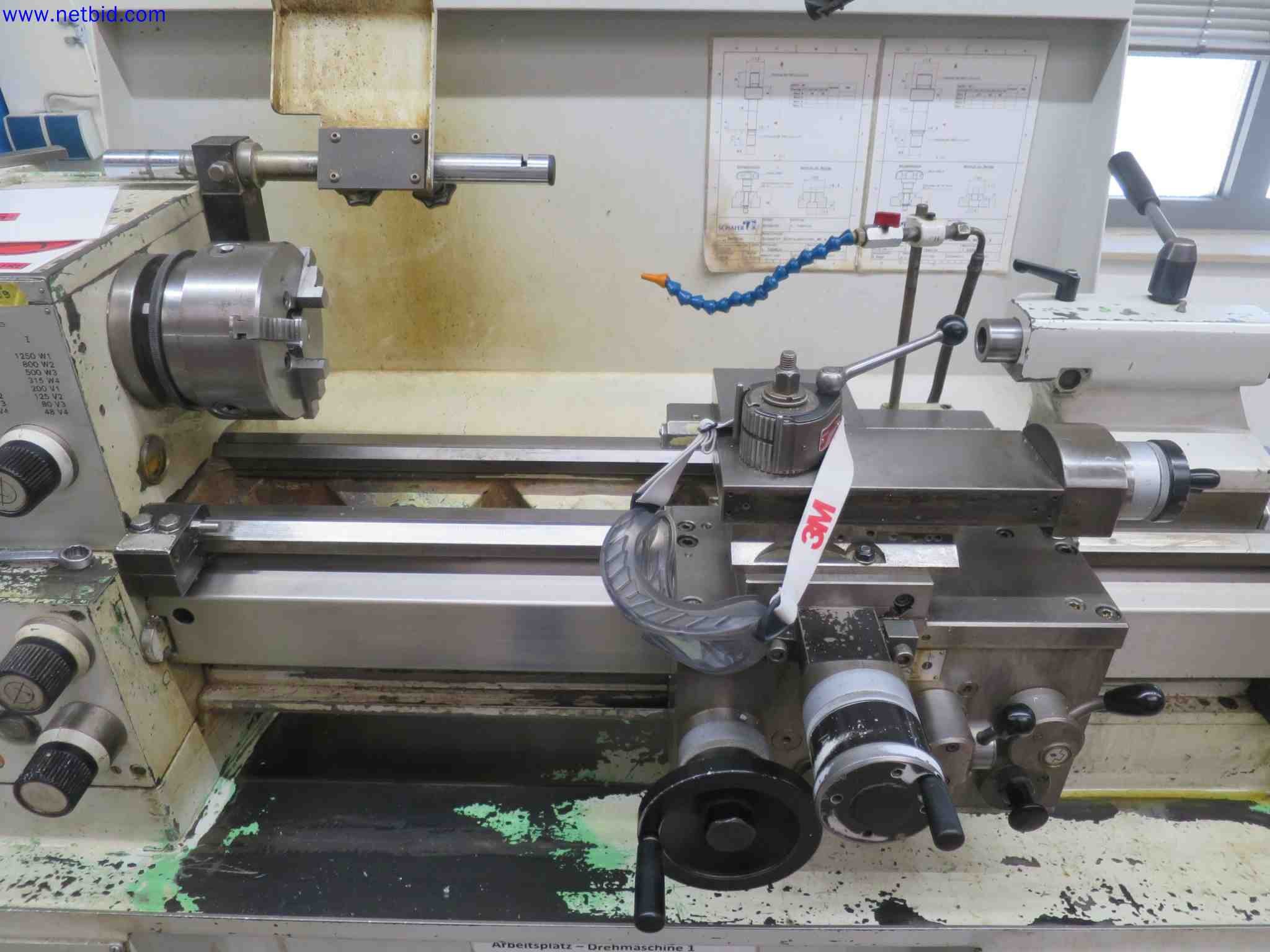 Máquinas CNC en buen estado para la fabricación de componentes metálicos de precisión-2